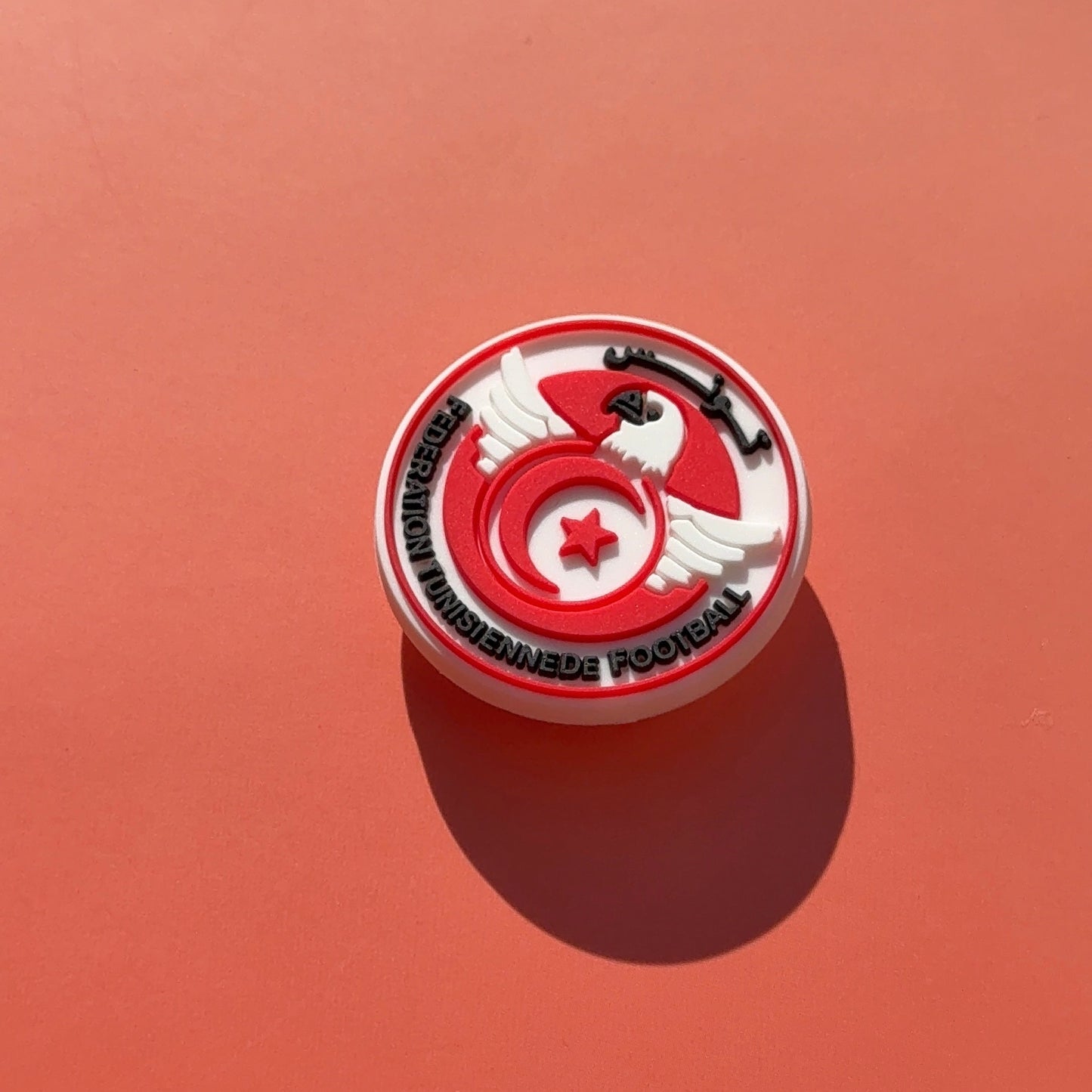 Pin's Crocs - Logo federation tunisienne de football